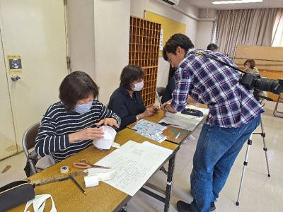 趣味のひろば「花器にもなる小物入れ作り」